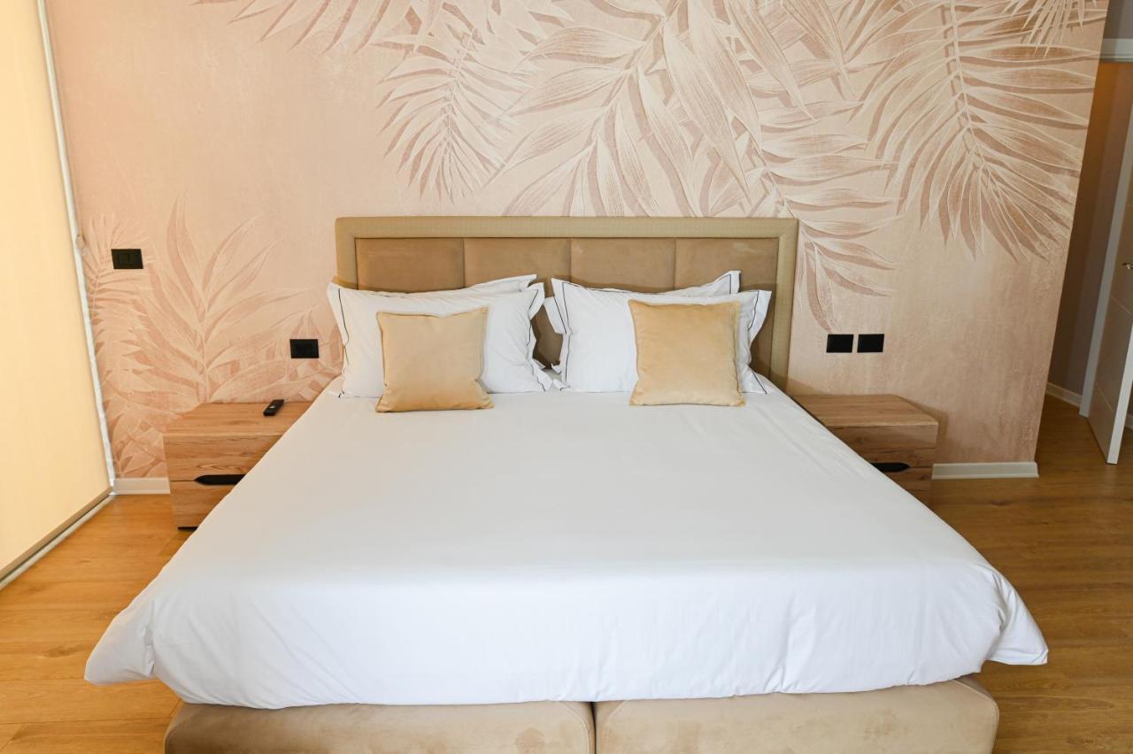 White Hill Hotel, Spa & Conferences Durres Exterior photo