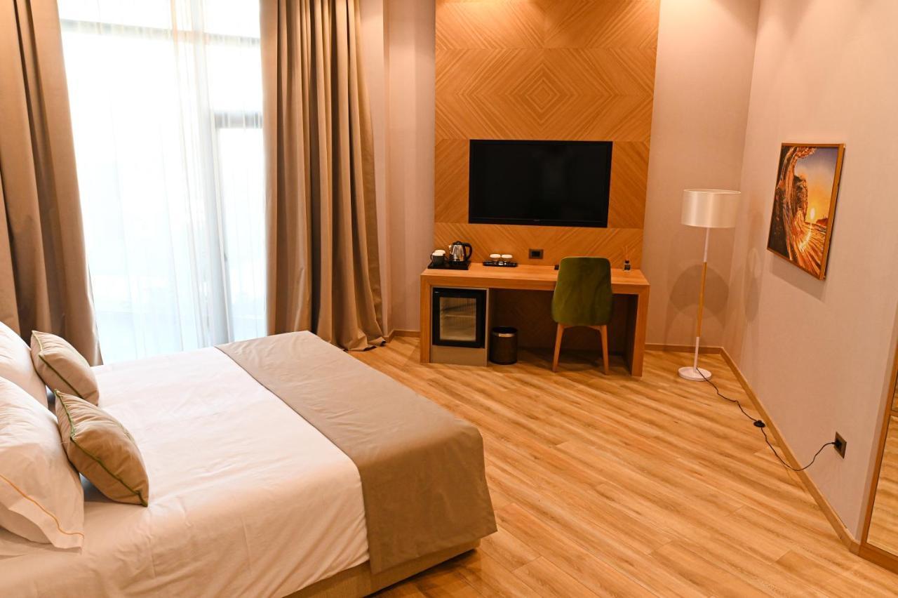 White Hill Hotel, Spa & Conferences Durres Exterior photo