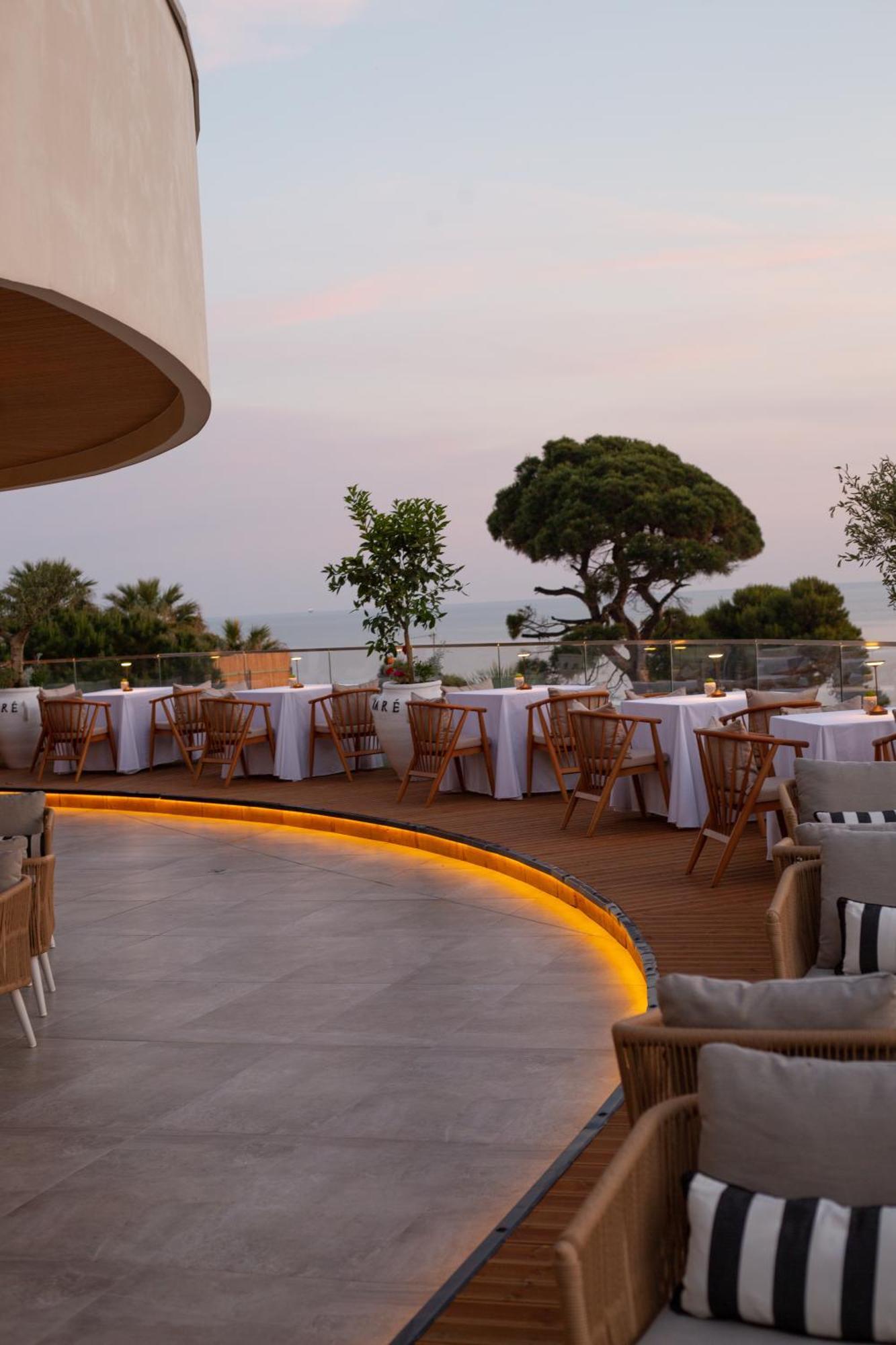 White Hill Hotel, Spa & Conferences Durres Exterior photo